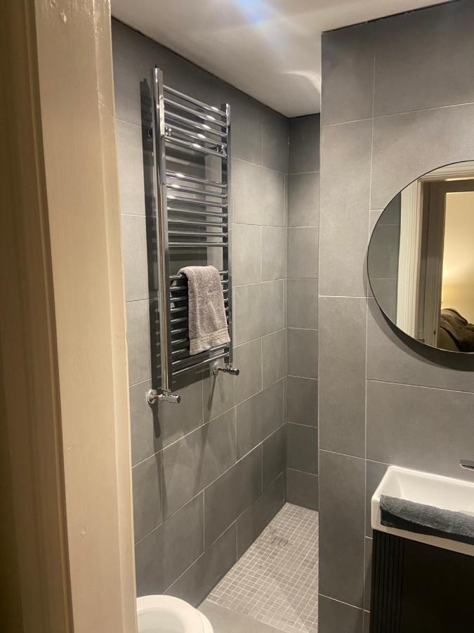 Spacious One Bedroom Ground Floor Apartment Harrogate Eksteriør bilde