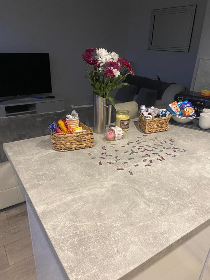 Spacious One Bedroom Ground Floor Apartment Harrogate Eksteriør bilde